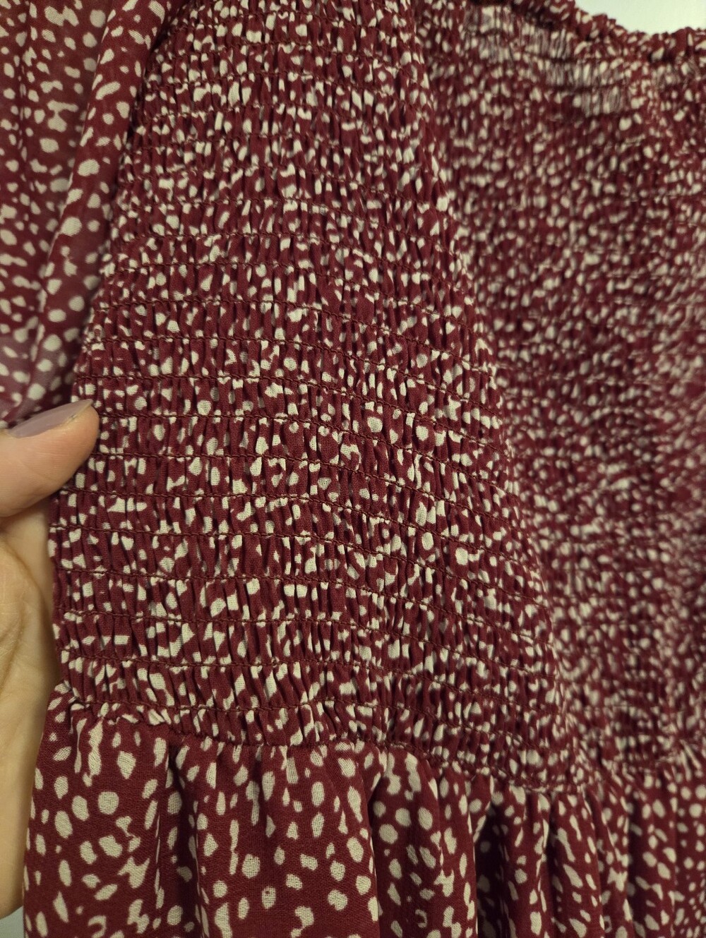 Smocked Puff Sleeve Midi Dress in Burgundy Speckle - Small - Picture 4 of 8